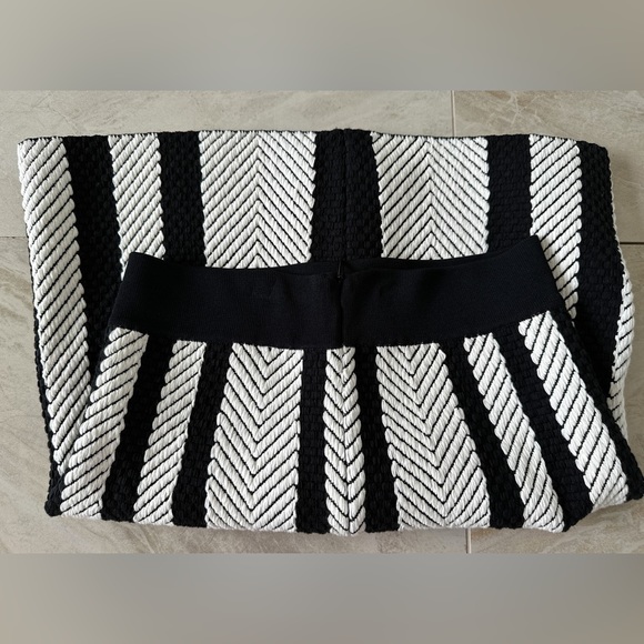 MAJE Mini Skirt Size 1 - Picture 7 of 7